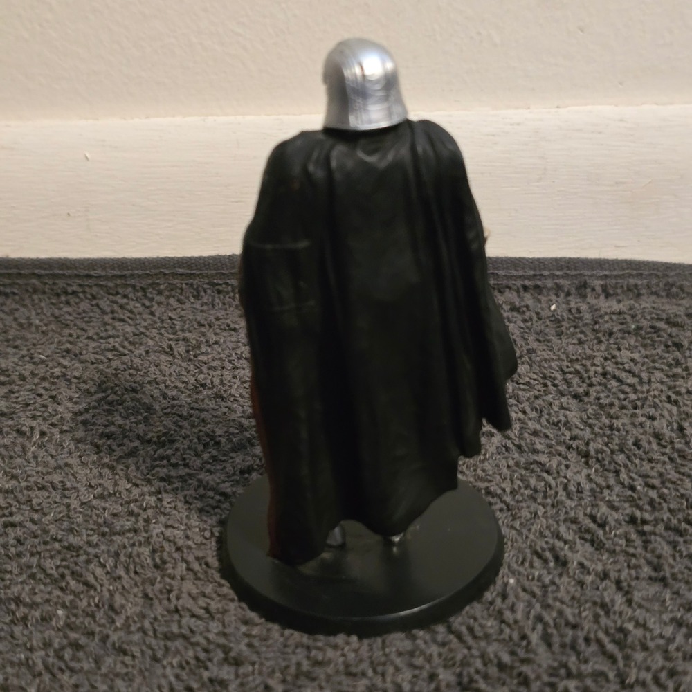 Disney Store Star Wars Captain Phasma Figurine Unisex OS Silver Chrome Cape PVC - Picture 5 of 5